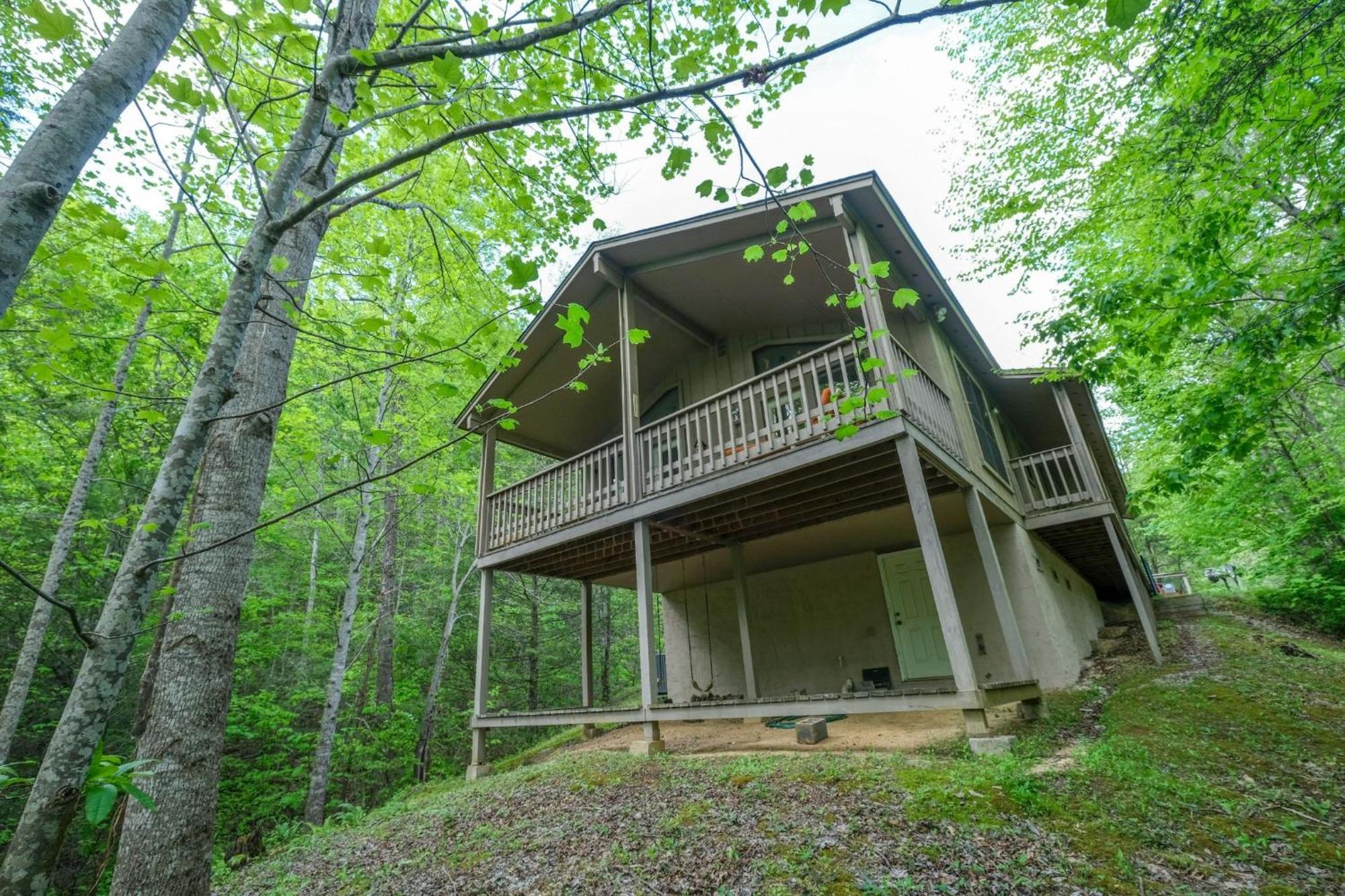 The Bird Hallar Gatlinburg Exterior photo
